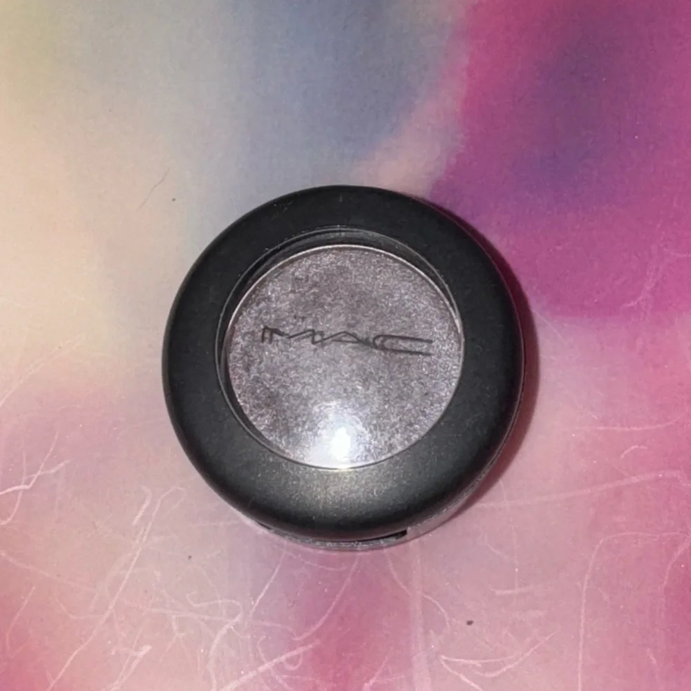 MAC Moth Brown~Limited Edition